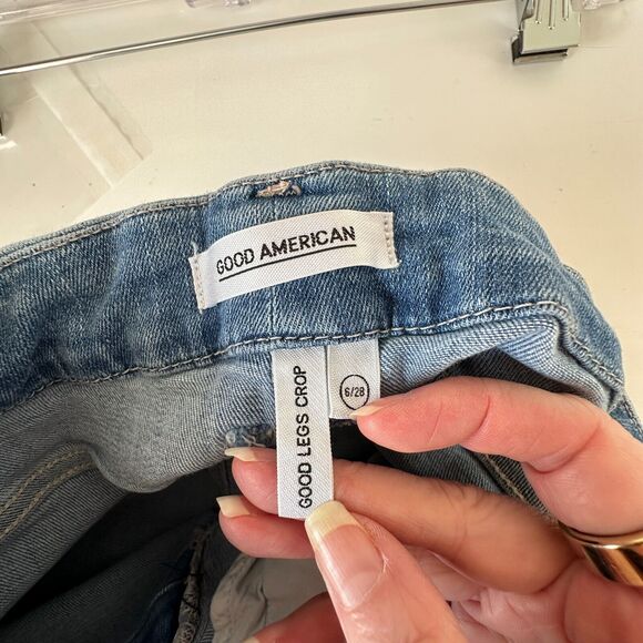 Good American Blue Good Legs Cropped Mid-Rise Body Hug Booty Shaping Raw Hem 28 - Picture 14 of 15